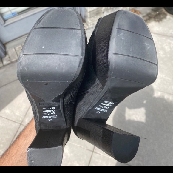 Italian Handmade Open Toe Booties - Picture 4 of 4